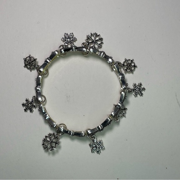 Silver Snowflake Stretch Charm Bracelet - Picture 7 of 7